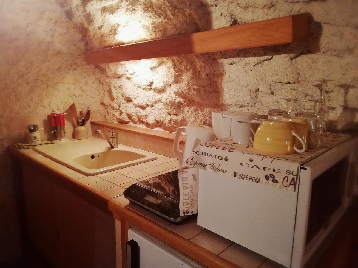 B&B Et Apartments Moulin Du Martinet Гилестр Екстериор снимка