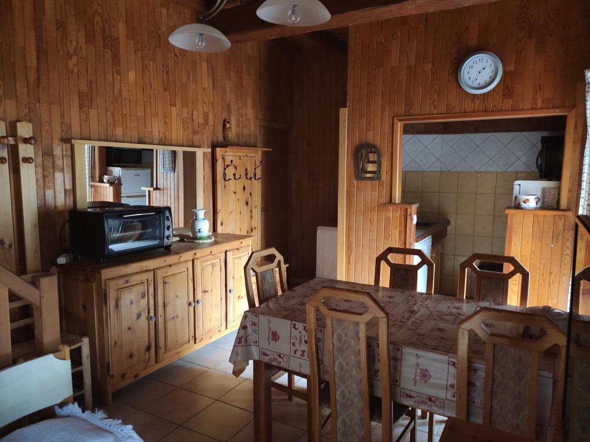 B&B Et Apartments Moulin Du Martinet Гилестр Екстериор снимка